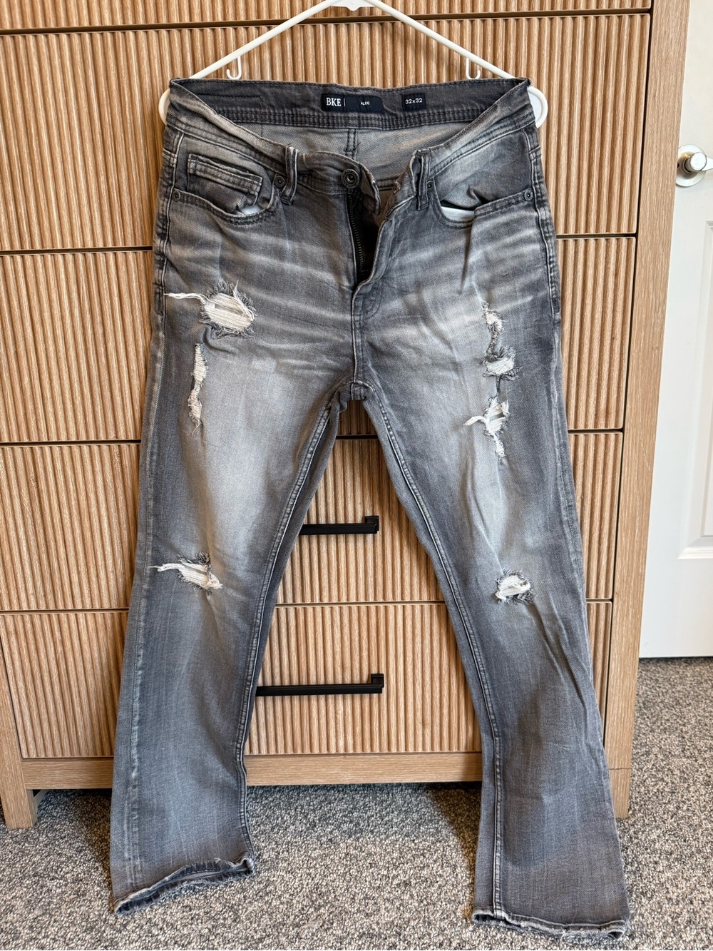 BKE Men's Distressed Gray Alec Jeans